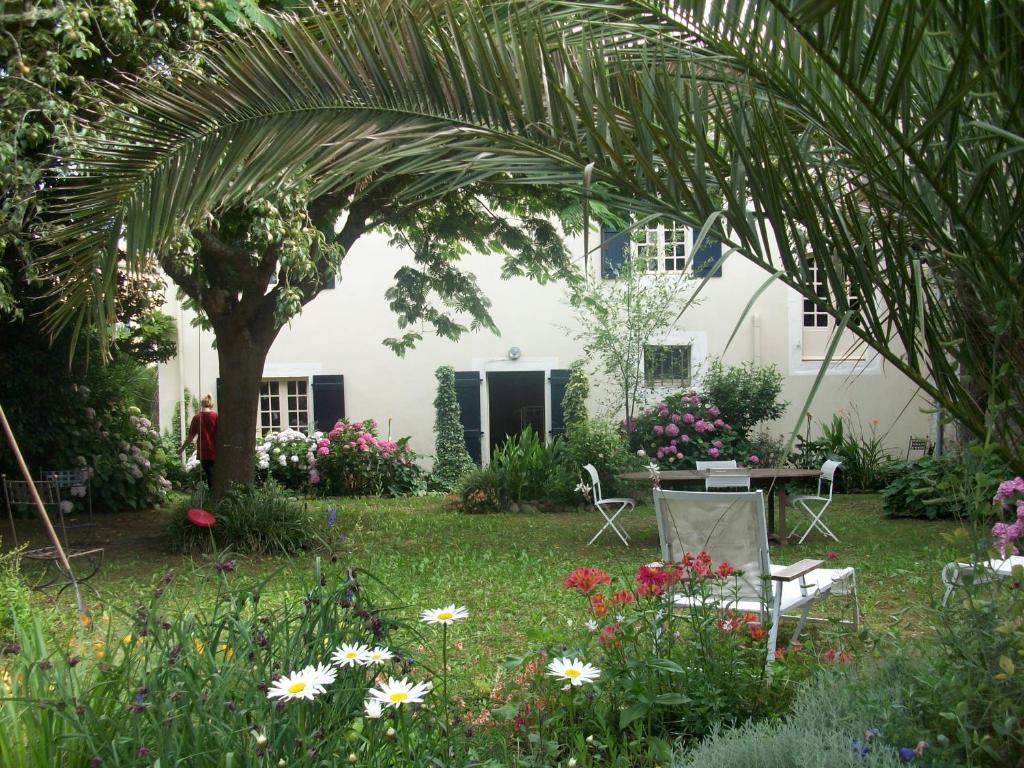 Chambres D'Hotes Aroha Sorde-l'Abbaye Ngoại thất bức ảnh